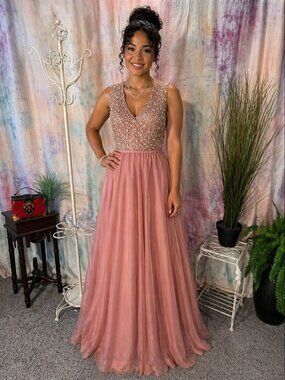 NEW📌 Terani Couture "Spotlight On" Elaborate Beaded Top Blush Prom - Ball Gown